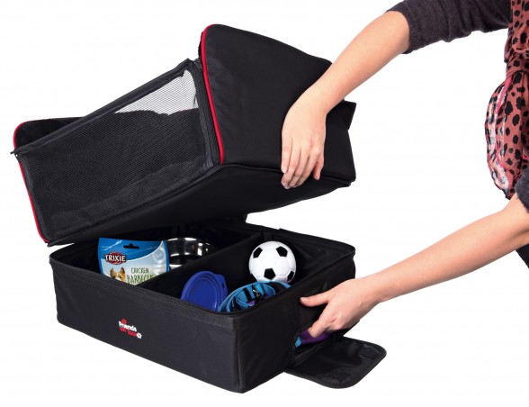 Autozetel voor kleine hond